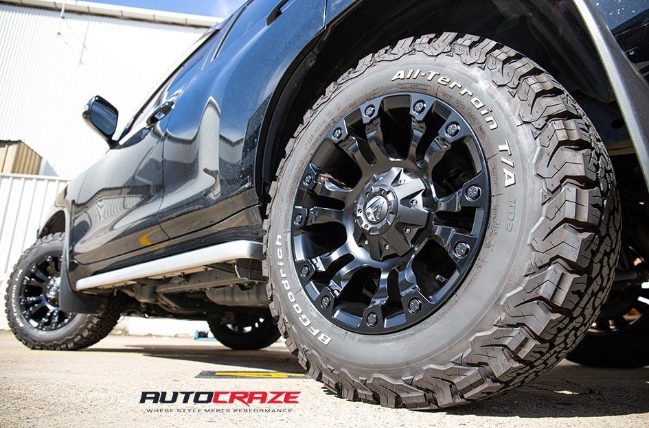 TOYOTA-PRADO-VAPOR-MATTE-BLACK
